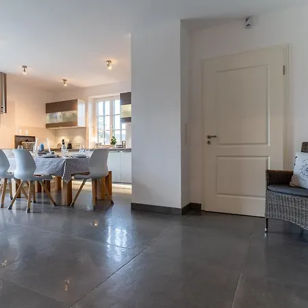 Reetdachhaus Ruem Hart Huus Reetdachhaus Ruem Hart Huus Dom wakacyjny *