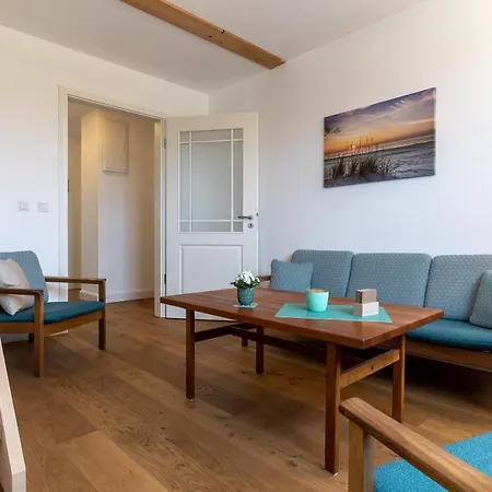 Reetdachhaus Ruem Hart Huus Reetdachhaus Ruem Hart Huus Holiday home Sankt Peter-Ording
