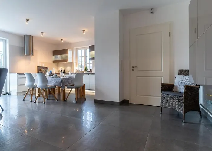 Reetdachhaus Ruem Hart Huus Reetdachhaus Ruem Hart Huus Casa de Férias *